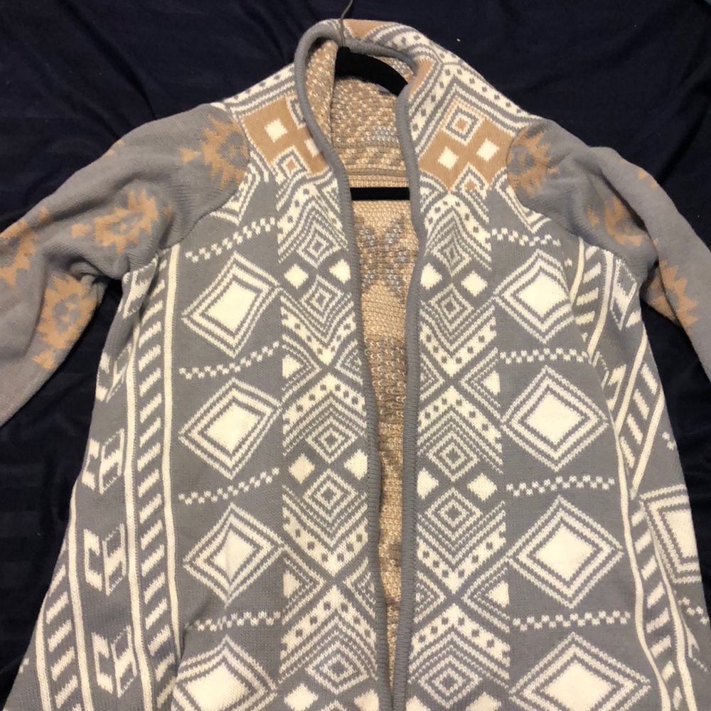 Charlotte Russe Patterned Cardigan